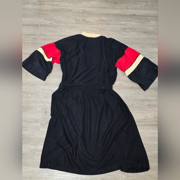 Vintage Sears One Size Fits Most Mens Kimono Style Robe Black Red Tan Belted - Picture 2 of 6